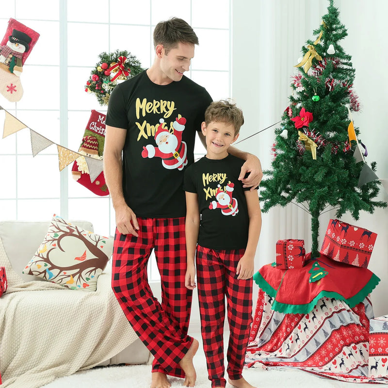 Conjunto de Pijamas 'Merry Christmas'